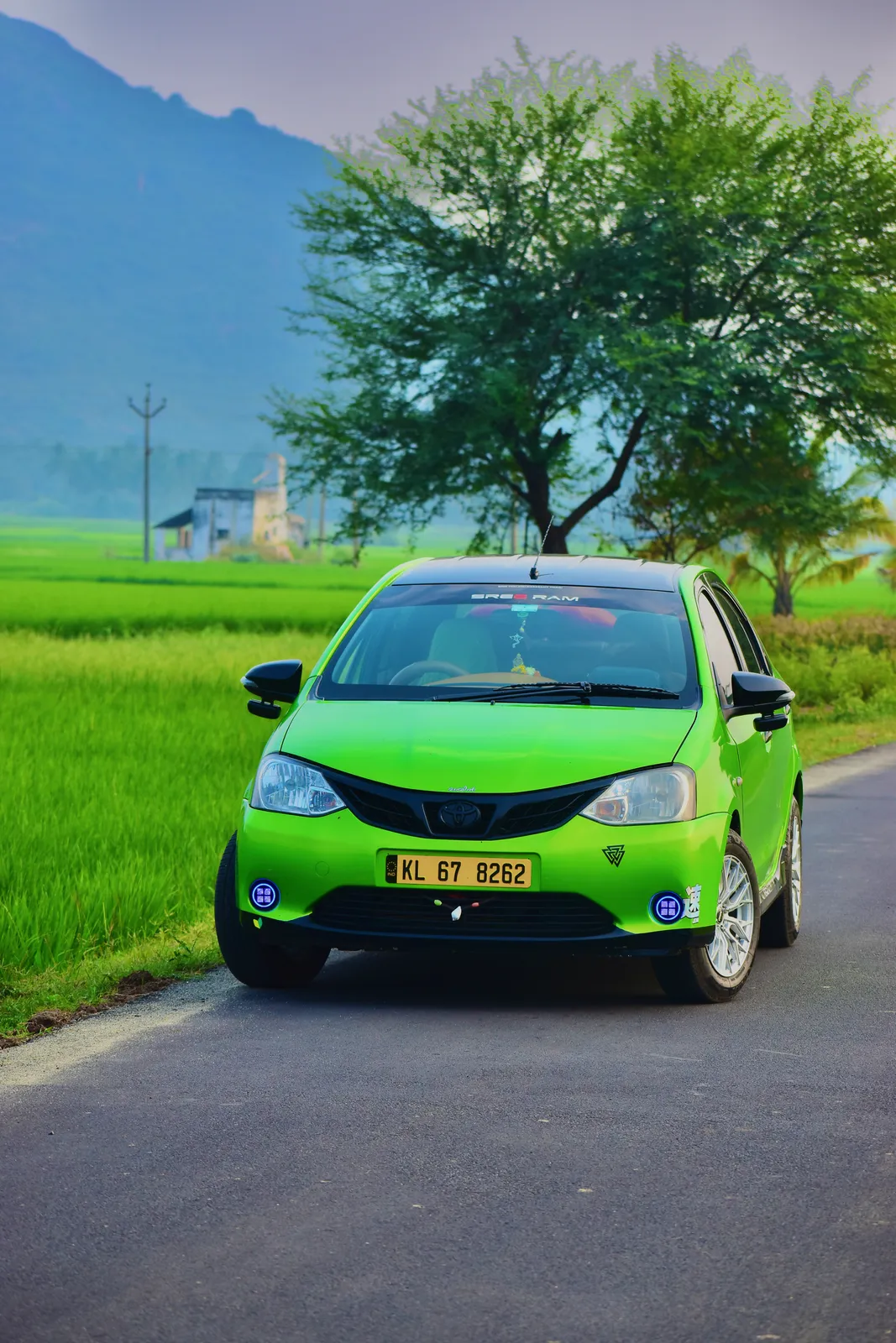 Munnar taxi and cab service for every mountain bend. in Munnar, Kerala